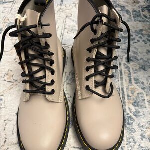 Doc Martens Boots